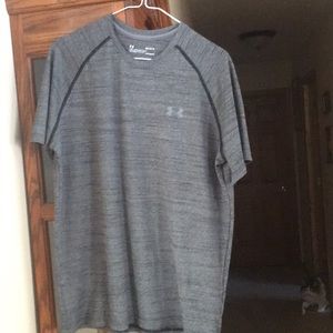 Mens, heat gear, loose fit Under Armour